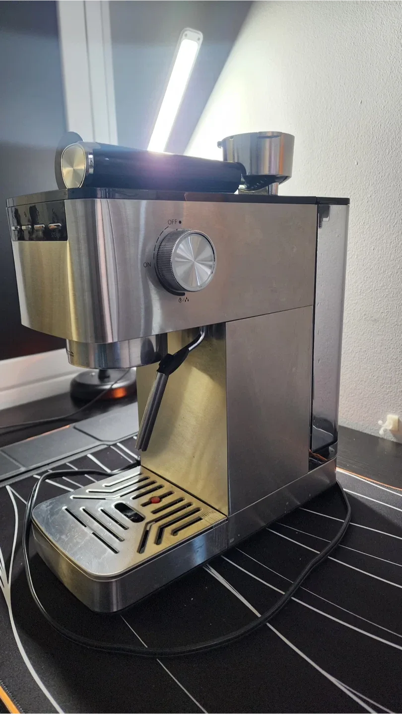 Kismile Espresso Machine with Milk Frother - Stainless Steel image indicator(7)