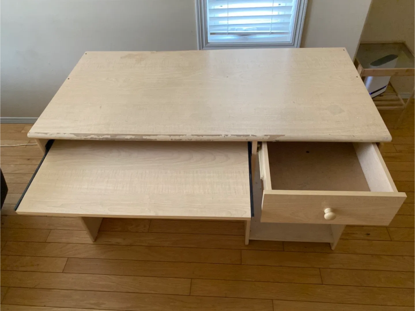 Wooden Desk with Drawer image indicator(3)
