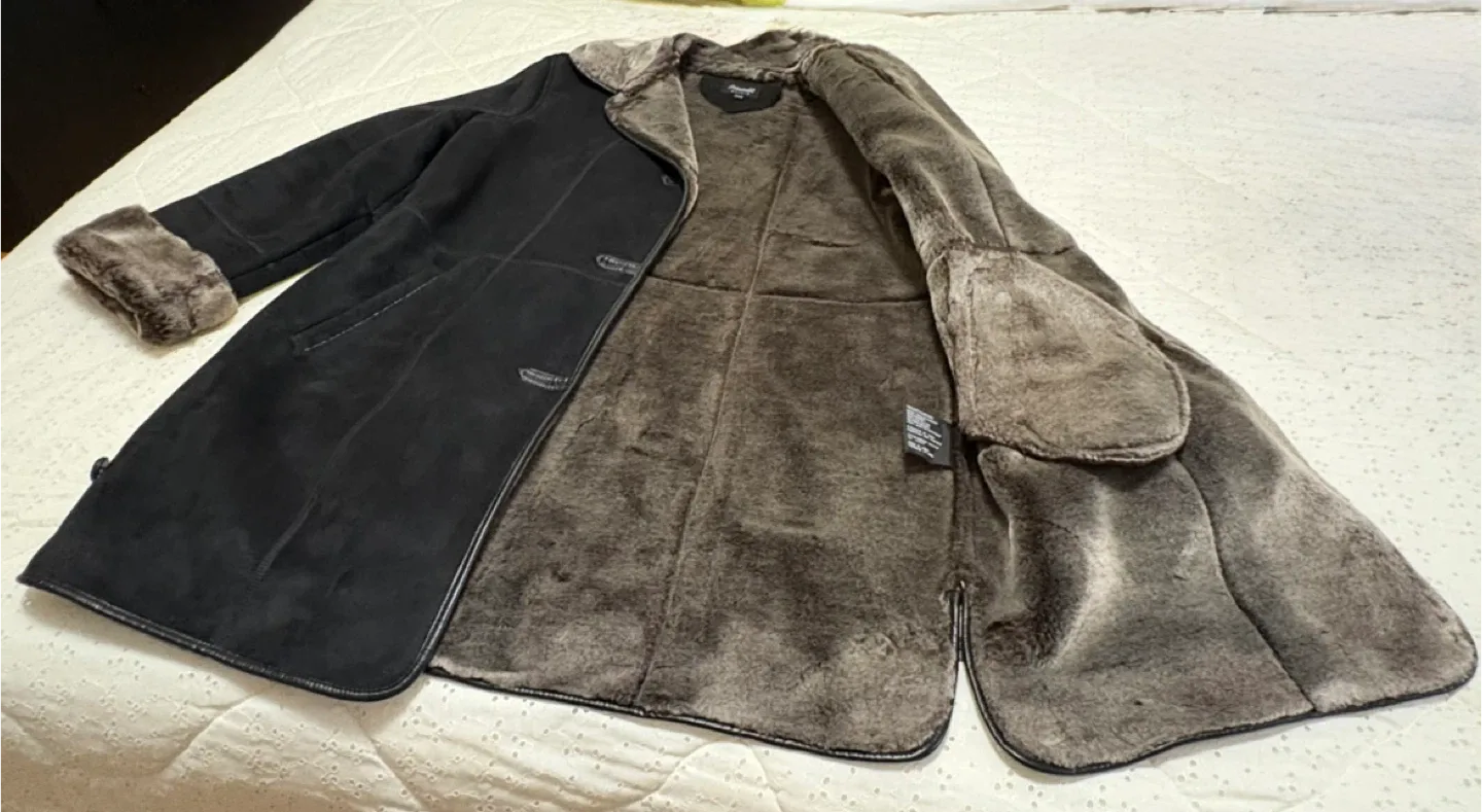 Vintage Pennelli Studio Black Coat Size 13/14 image indicator(2)