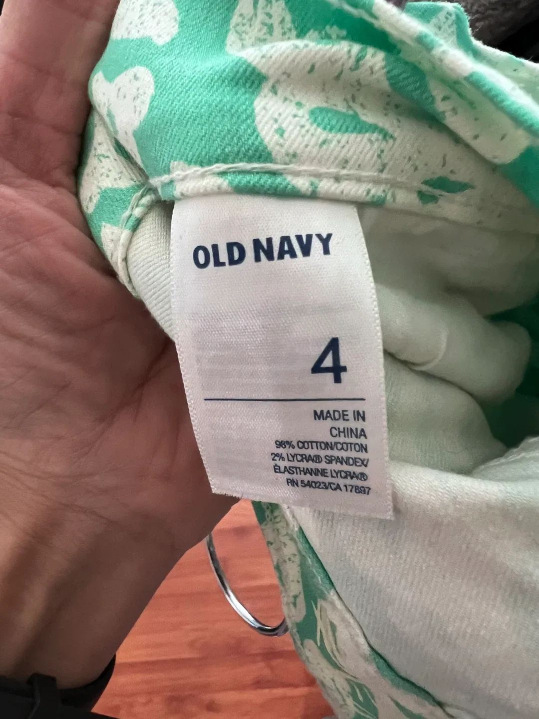 variety of women’s pants image indicator(3)