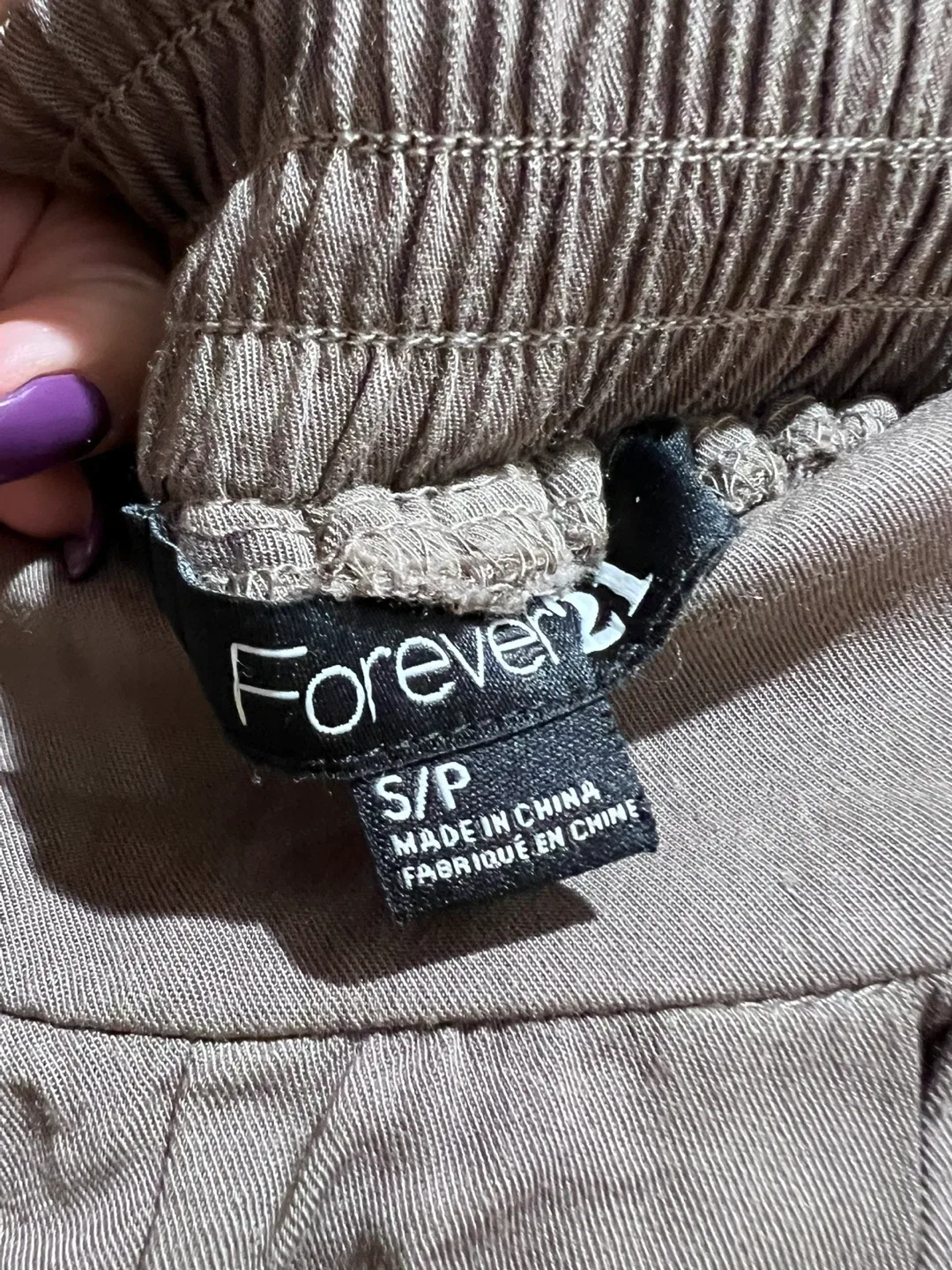 variety of women’s pants image indicator(6)