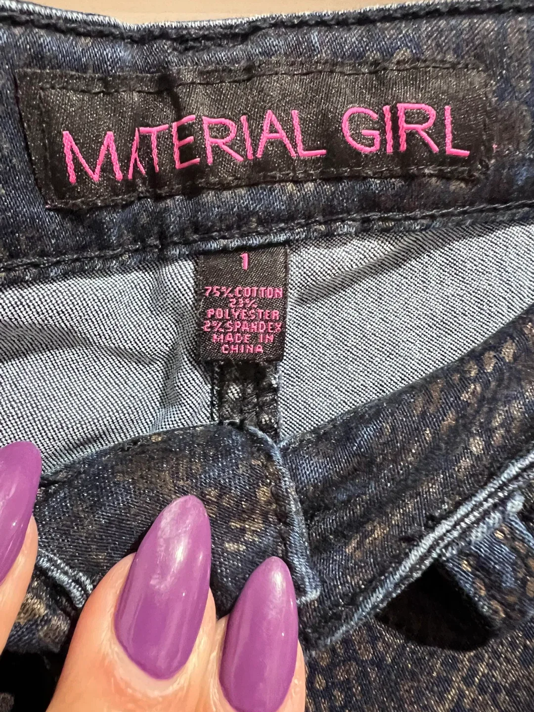 variety of women’s pants image indicator(10)