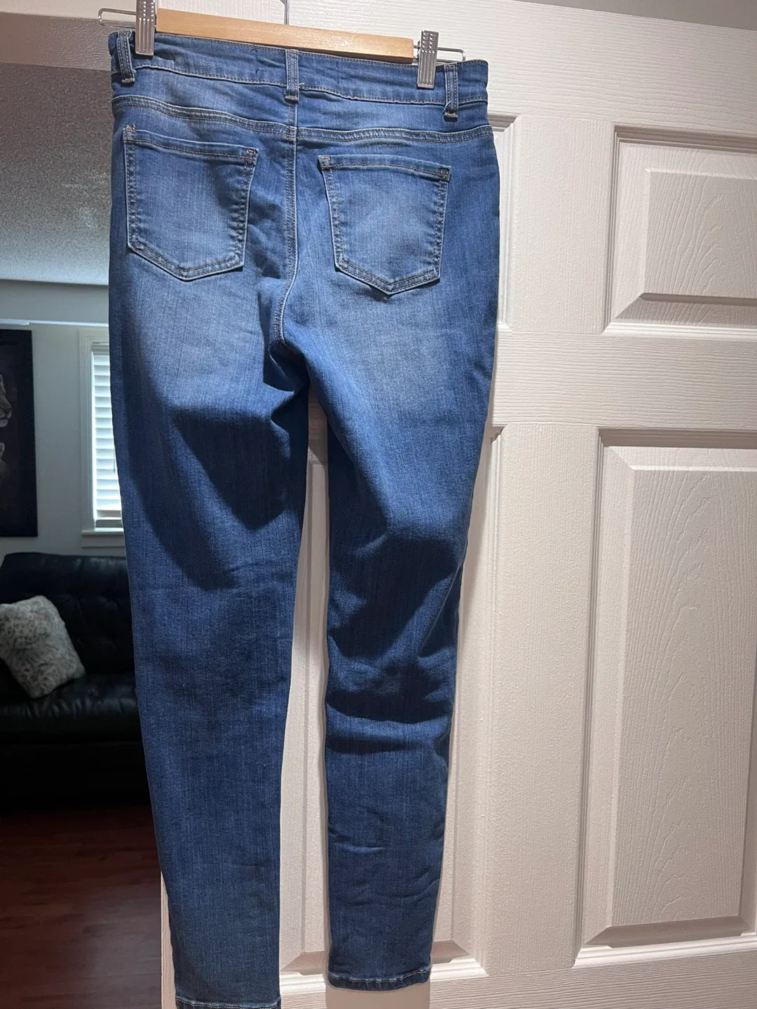 2 pairs of Women’s jeans image indicator(2)