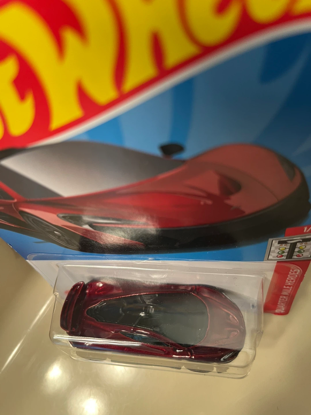 Hot Wheels McLaren P1 165/250 - photo 2