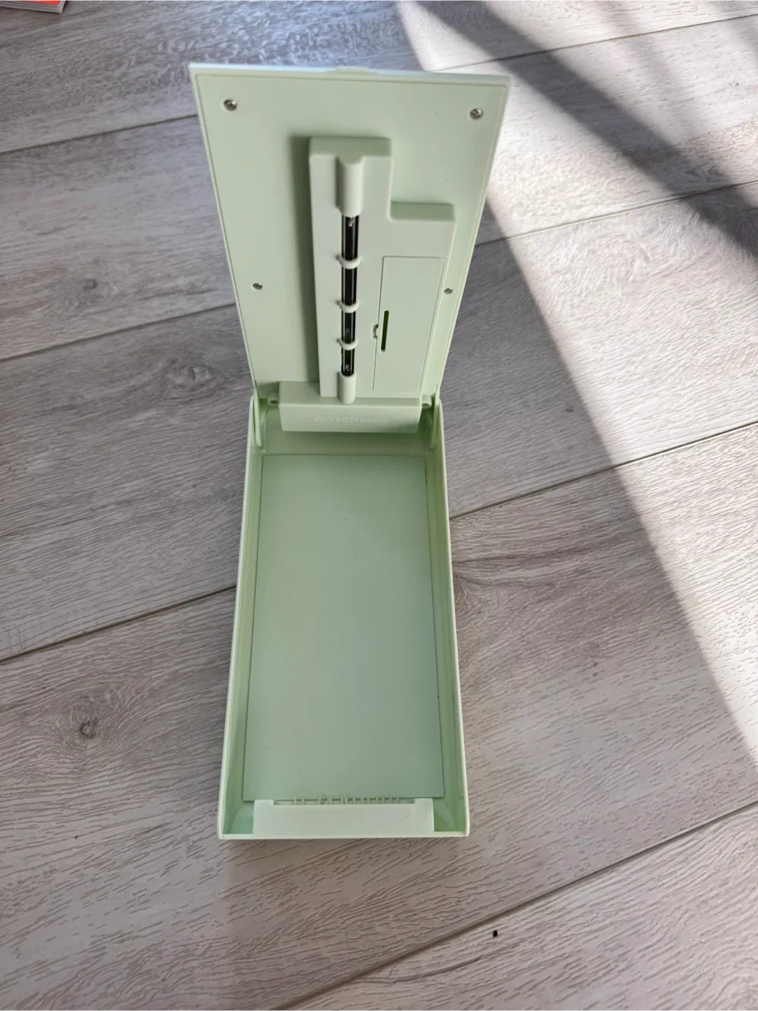 Tech Candy Clean Slate UV Sanitizing Bed image indicator(3)