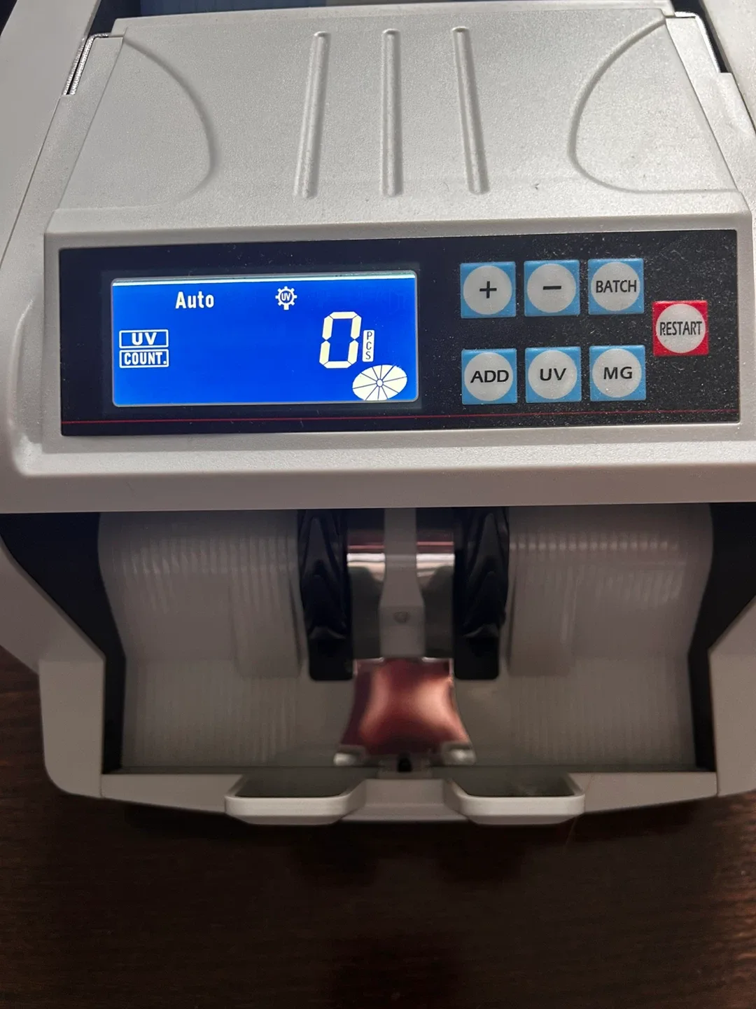 Money Tech Bill Counter - Like New! image indicator(5)