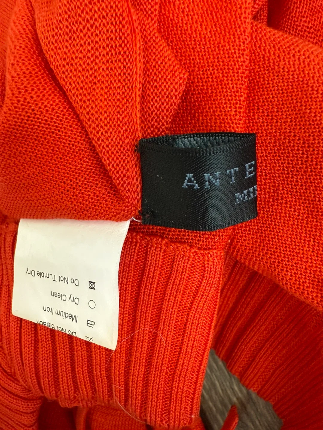 Anteprima Milano Orange Top image indicator(4)