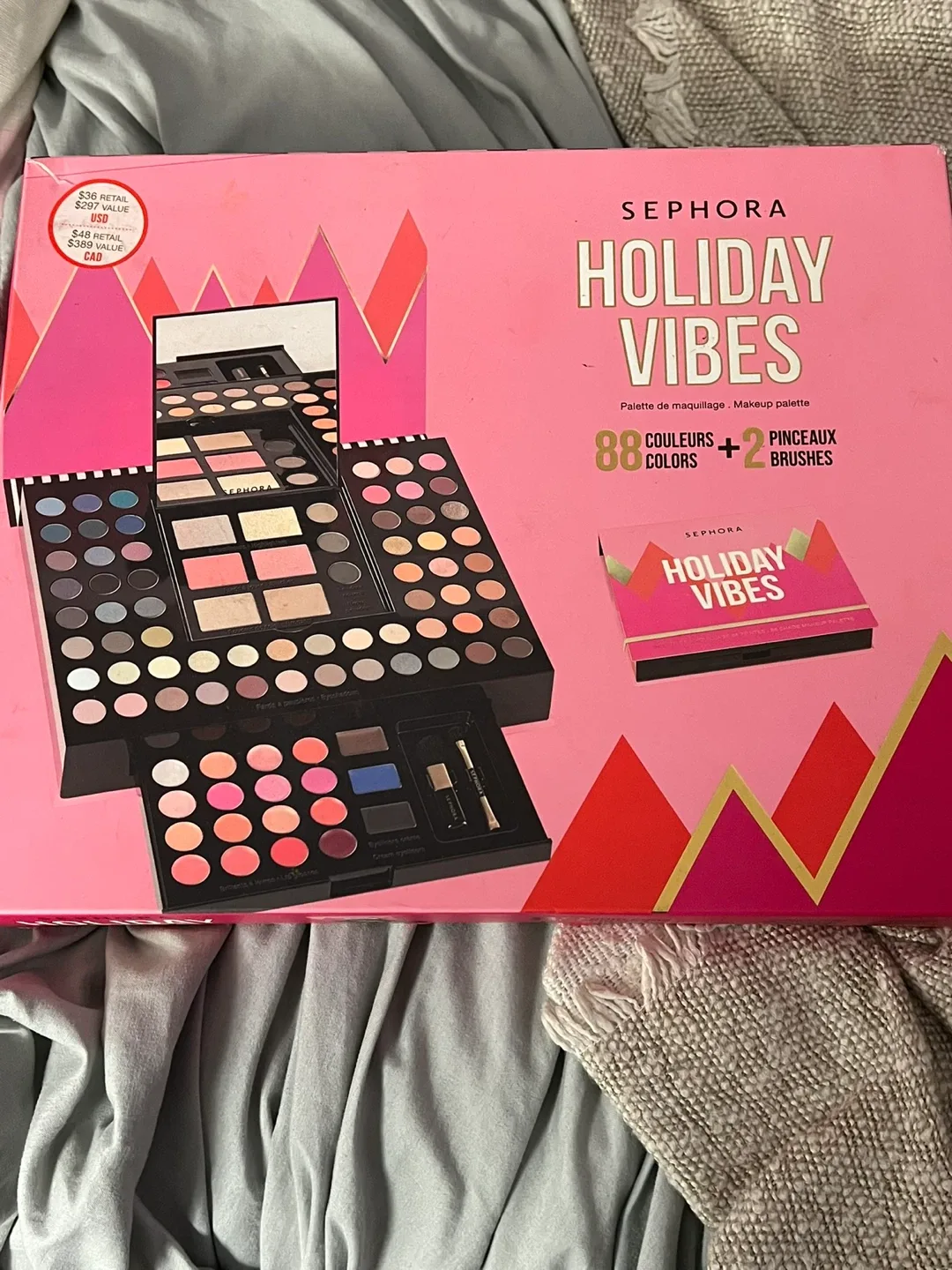 Sephora Holiday Vibes Makeup Palette - New image indicator(3)