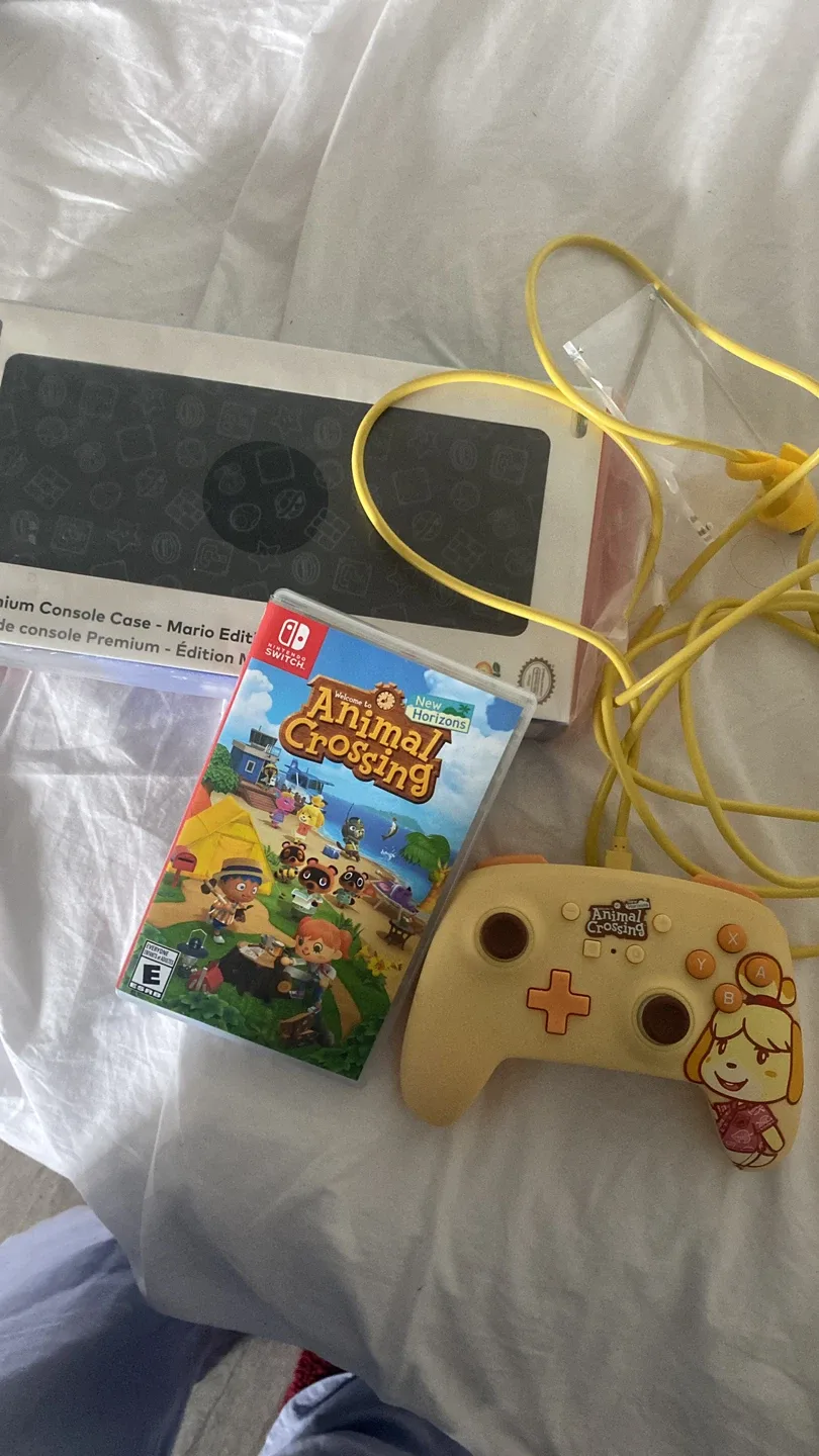 Nintendo Switch Animal Crossing Game, Controller & Case image indicator(3)