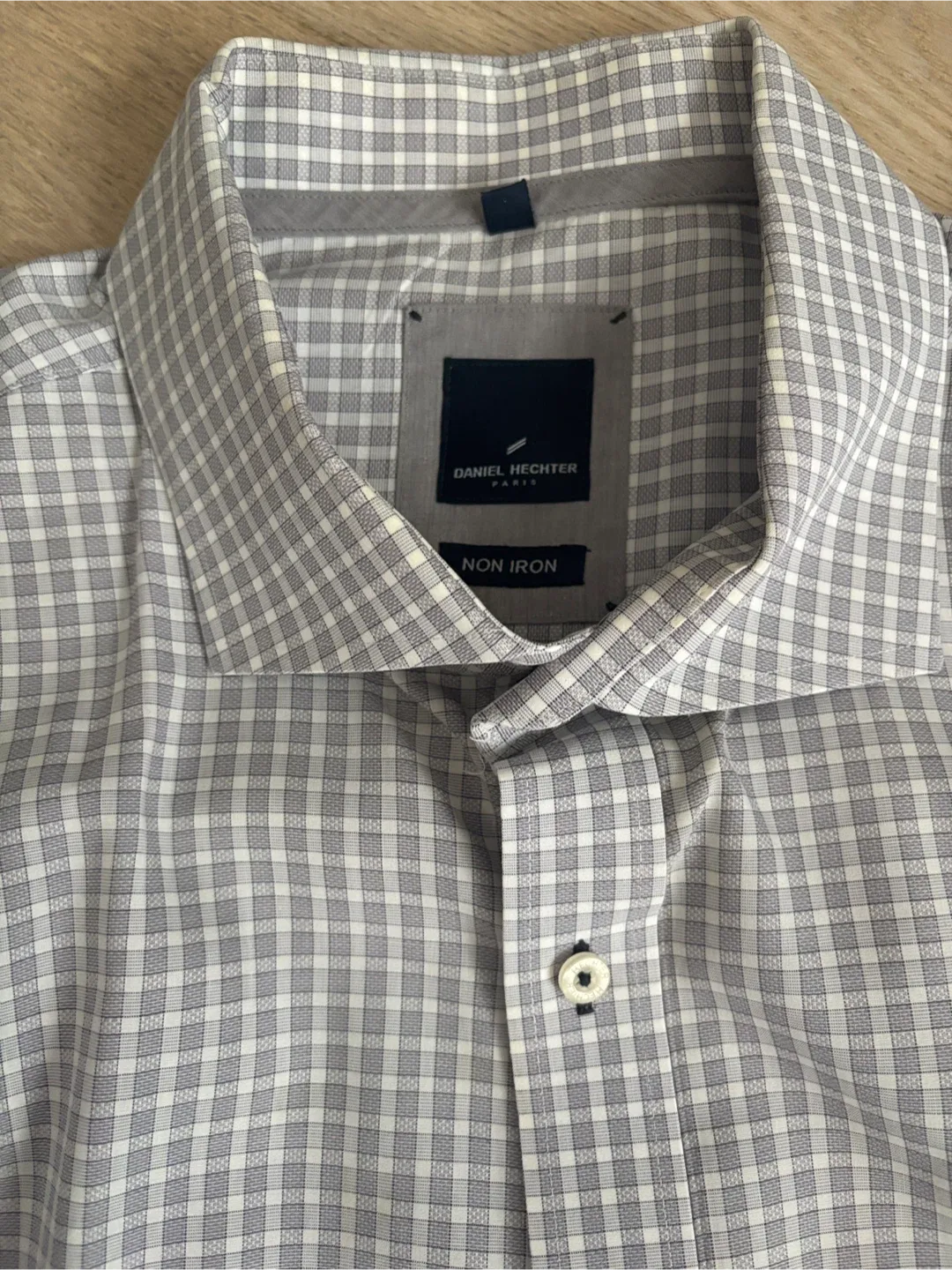Daniel Hechter Grey Gingham Shirt - size 19 image indicator(2)