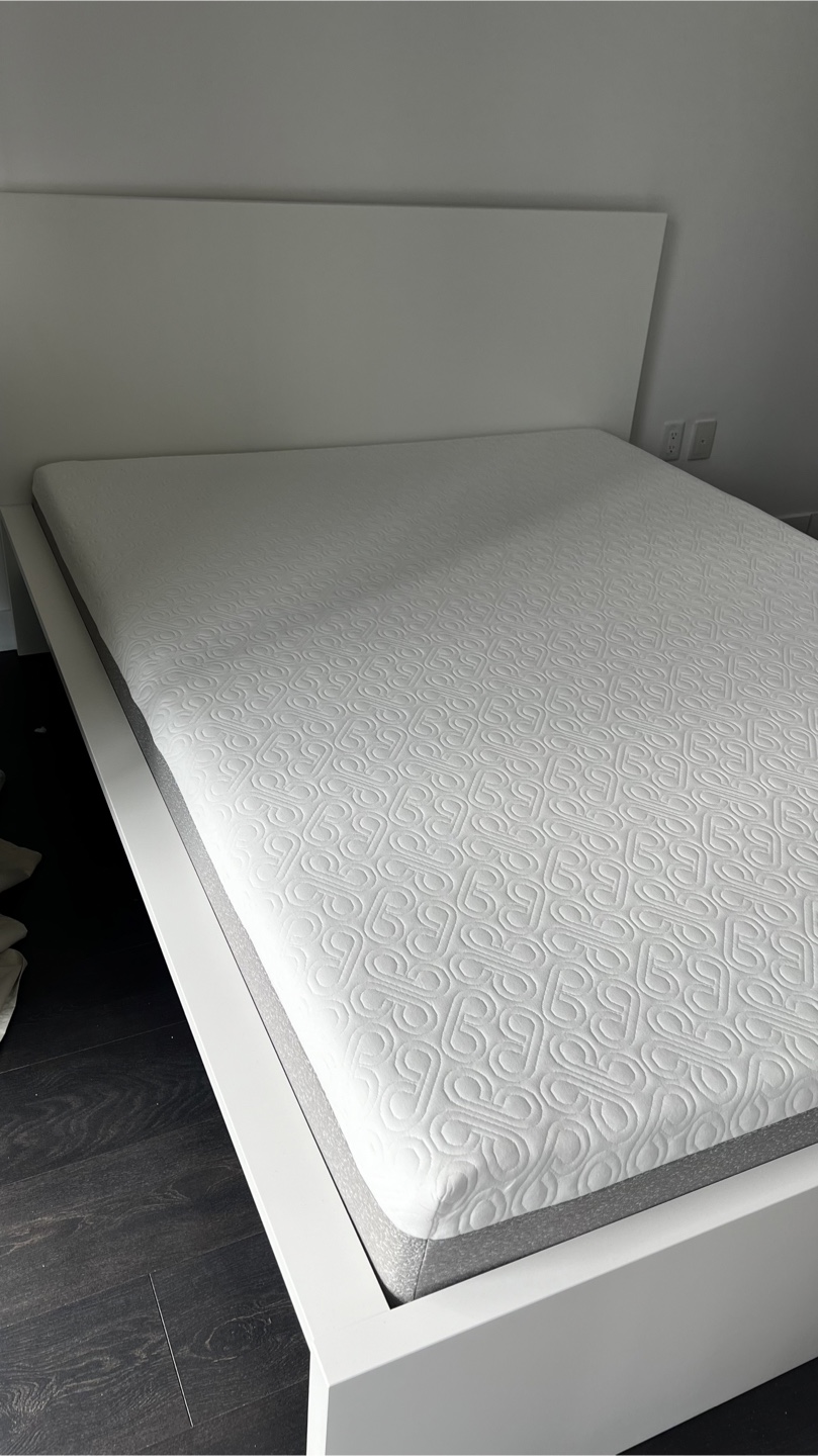 Bed Frame-Like New! - photo 3