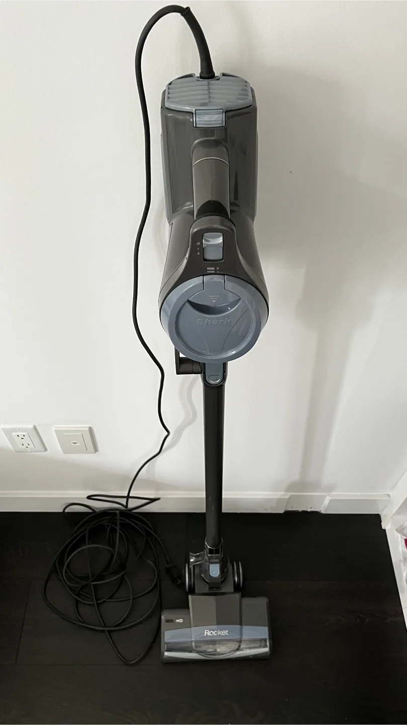 Shark Rocket Corded Stick Vacuum image indicator(4)