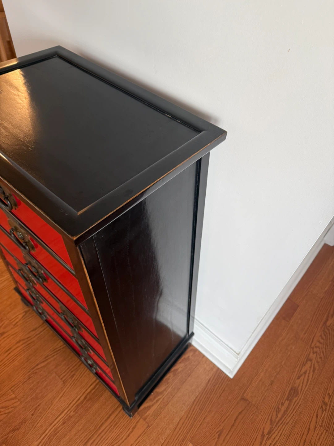 Chinese Antique Red & Black Accent Chest - 6 Drawers - photo 2