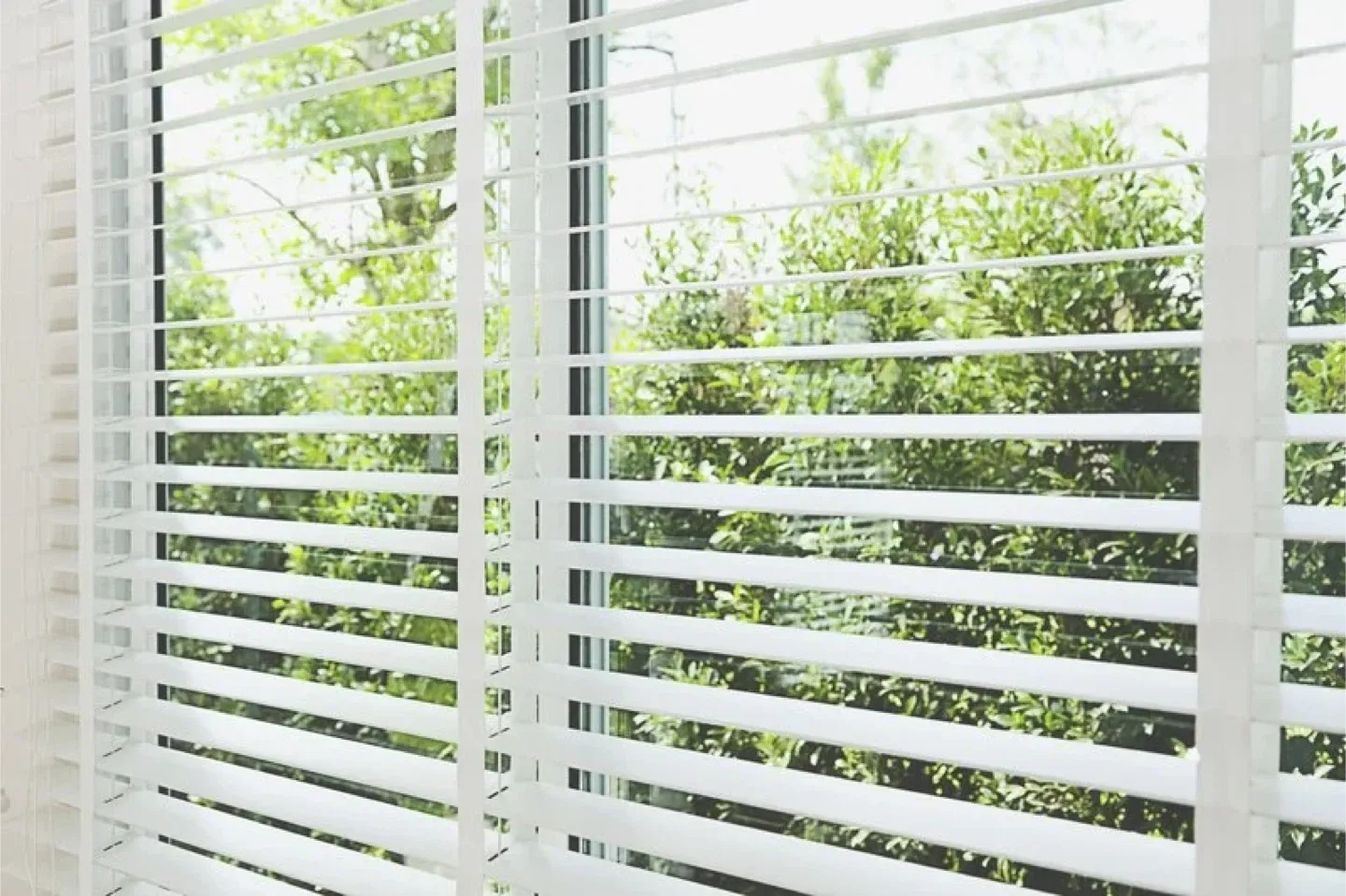 White Window Venetian blinds