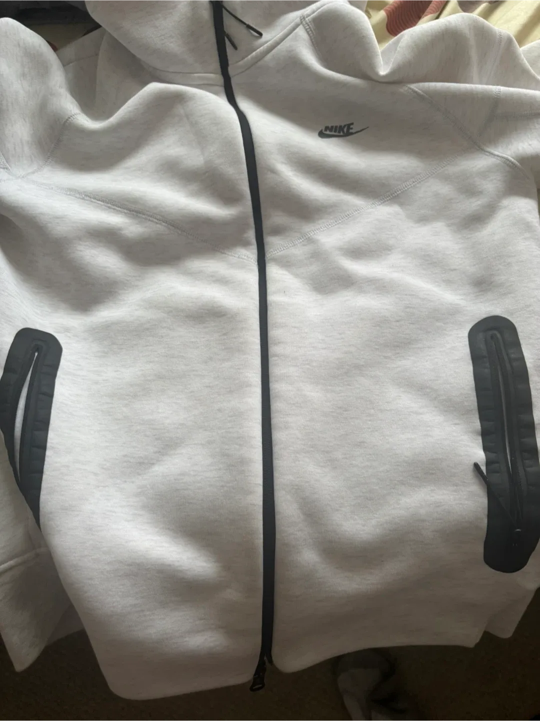 Nike Tech Fleece Hoodie - white image indicator(2)
