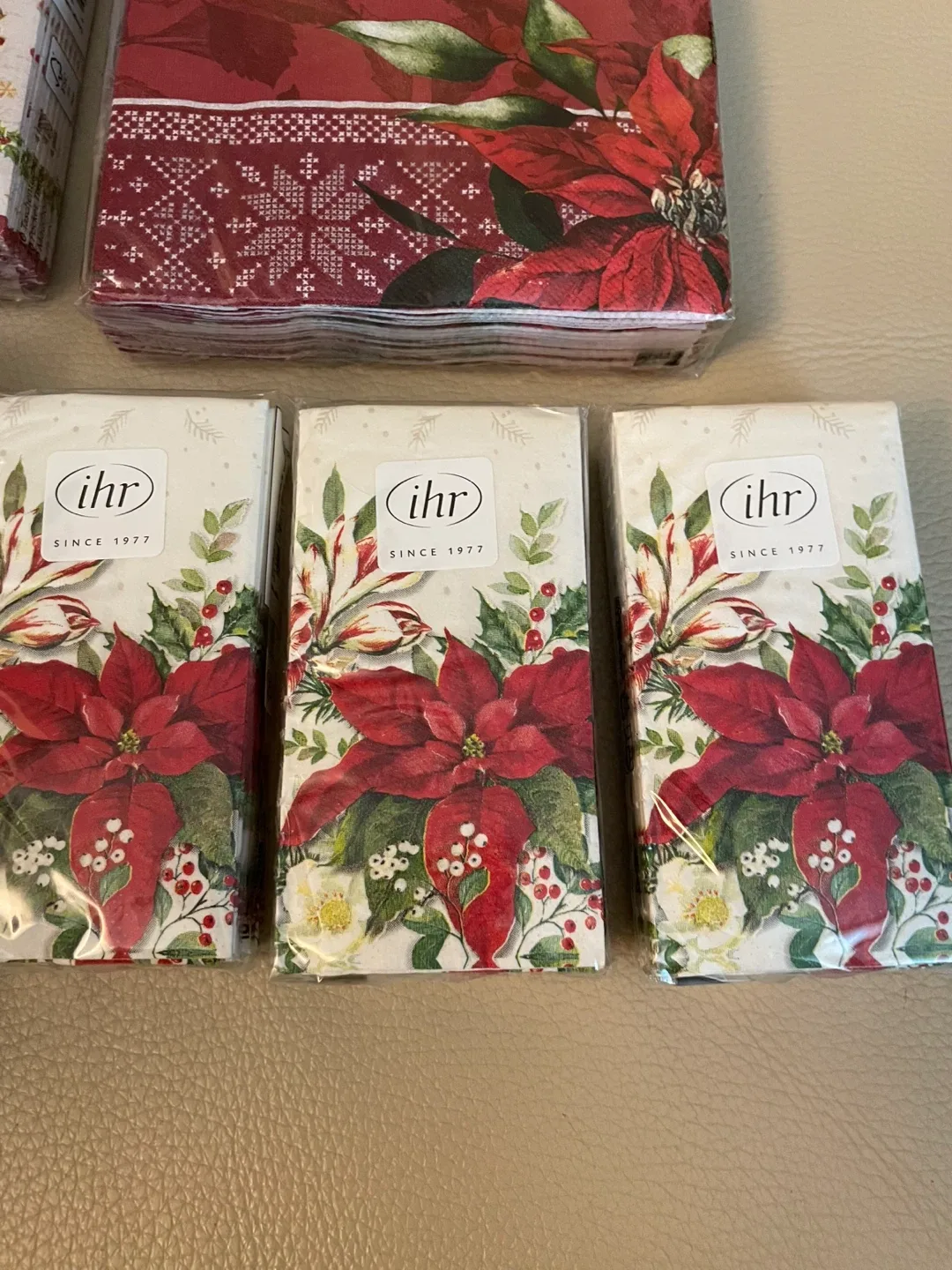 IHR Paper Napkins - Floral & Holiday Designs image indicator(3)