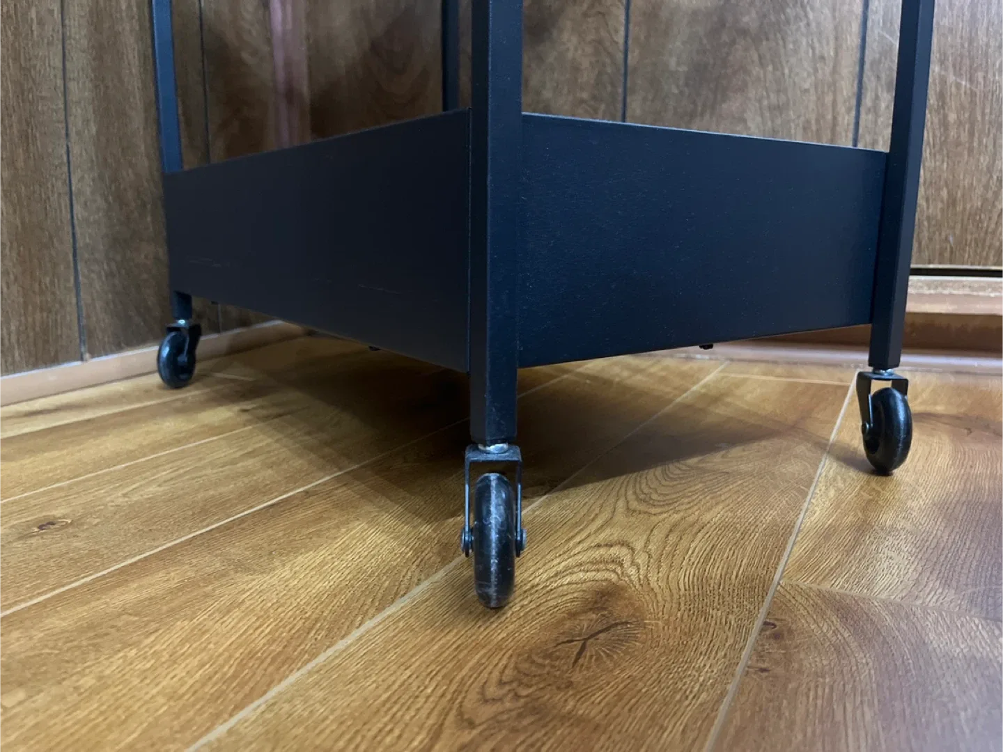 Black Rolling Cart image indicator(4)