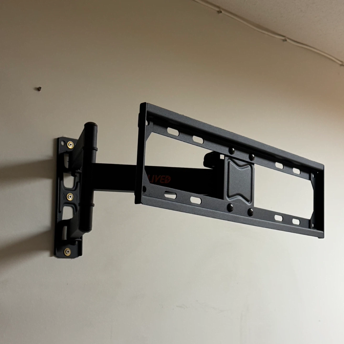 Elived TV Wall Mount - photo 3