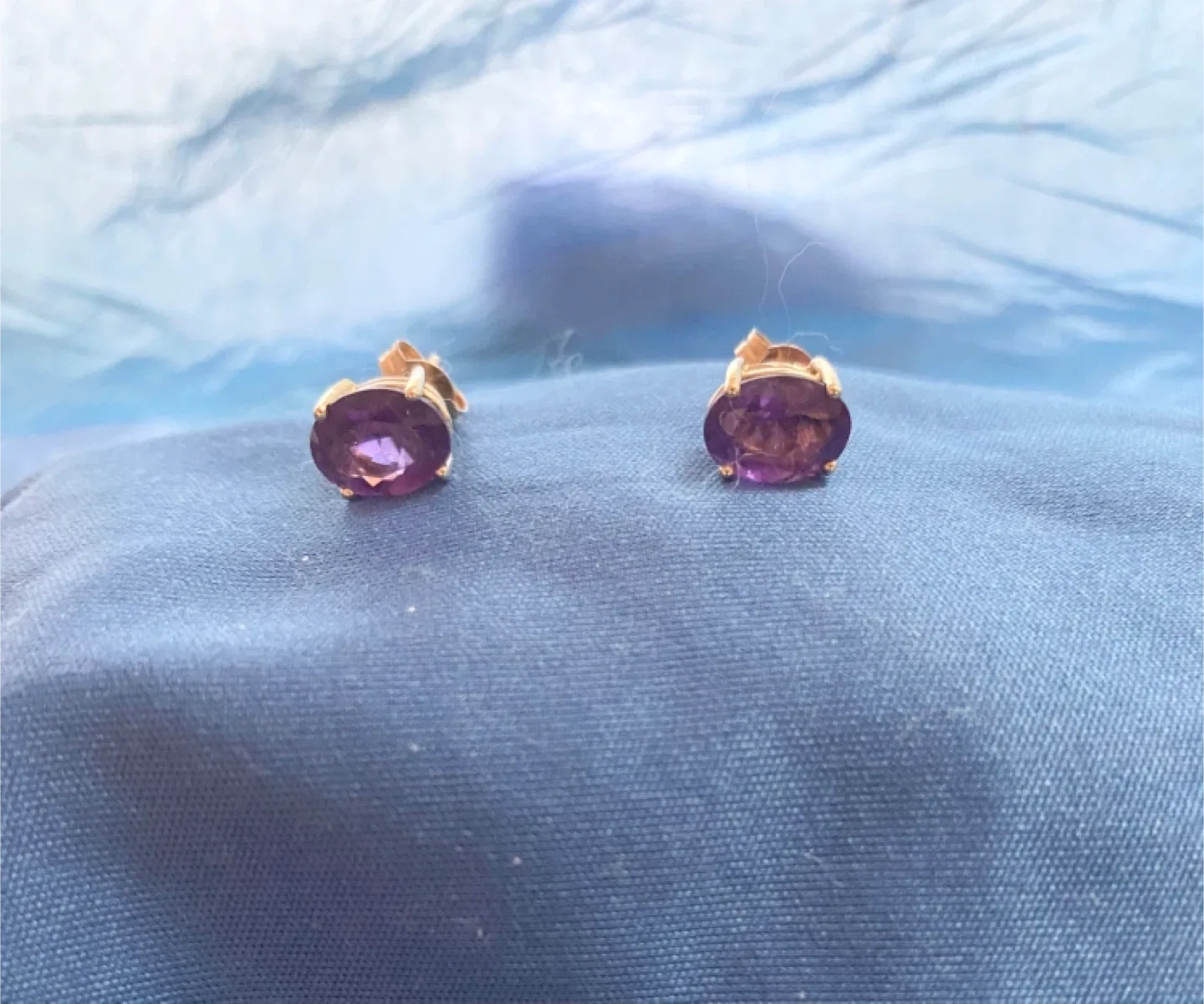 14k Amethyst Stud Earrings thumbnail
