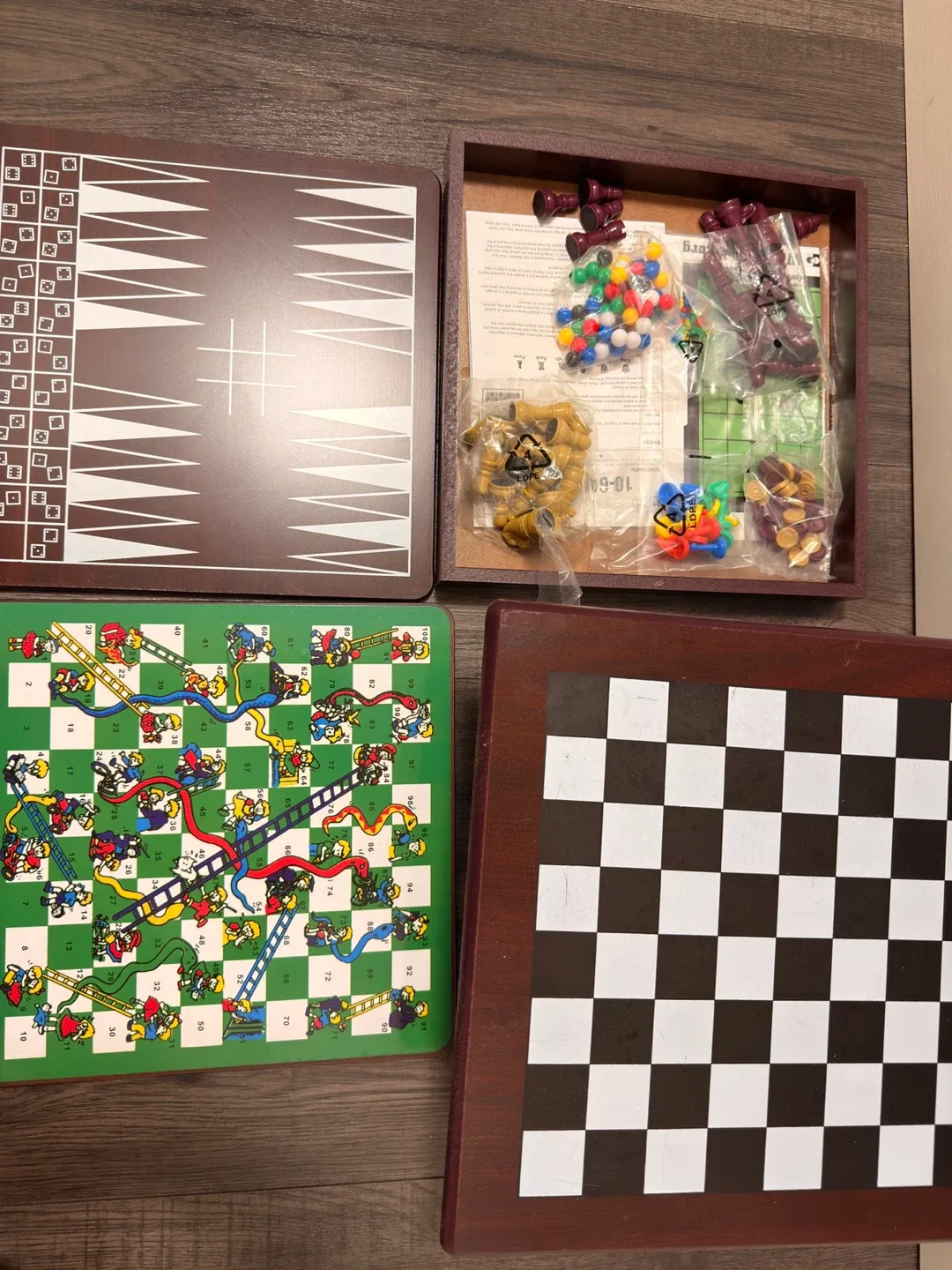 10-Game House Board Game Set image indicator(5)