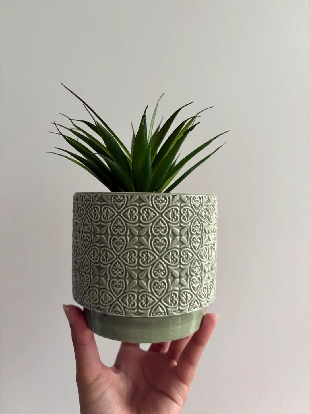 Green Decorative Plant Pot thumbnail