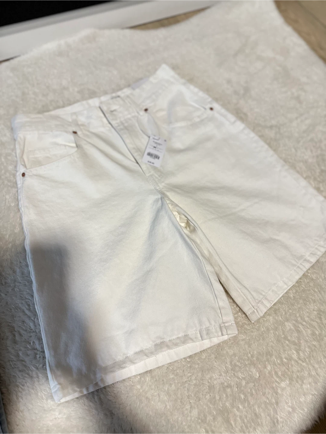 THREE BRAND NEW SHORTS BLUE WHITE BEIGE - SMALL, 3, 5 - photo 3