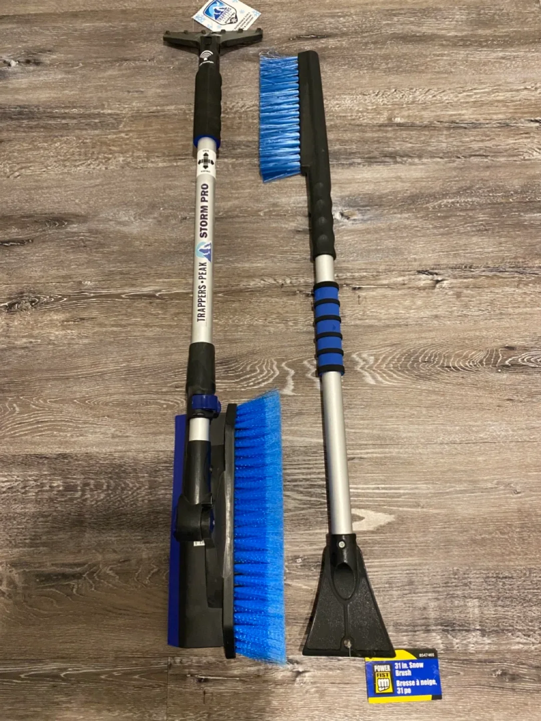 2 New Extendable ice Scrapers  & Snow Brushes Unused thumbnail