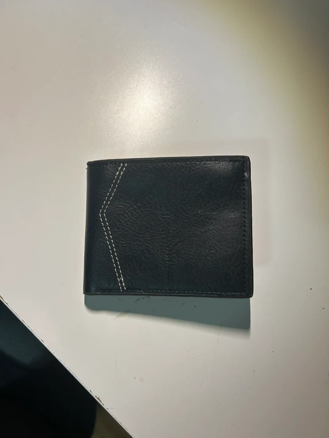Black Wallet image indicator(4)