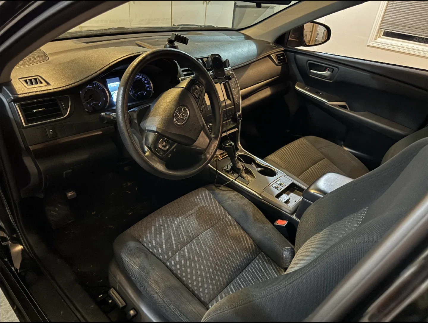 2017 Toyota Camry LE w/ Bluetooth, Cruise Control, Rearview Cam image indicator(3)