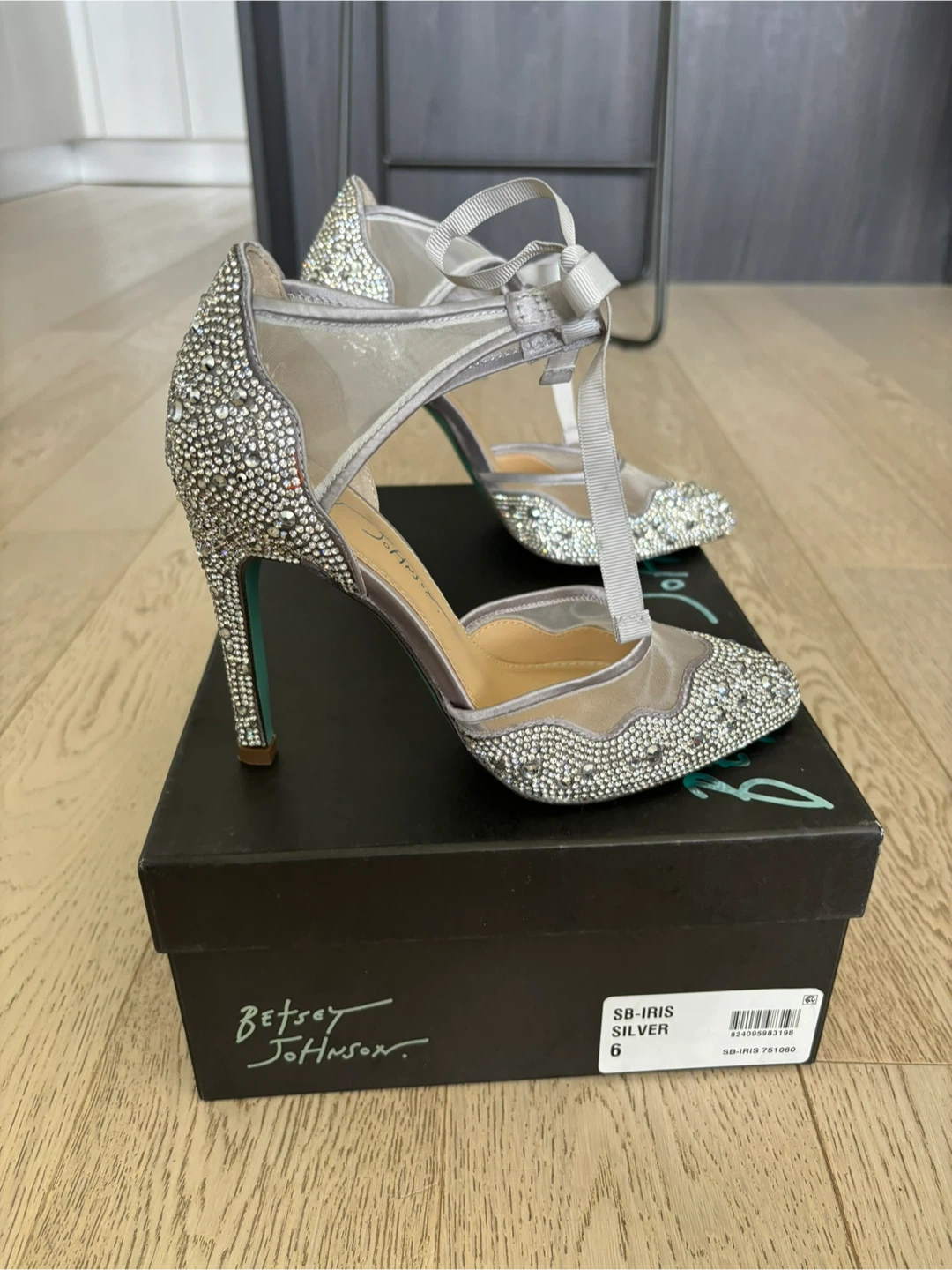 Betsey Johnson IRIS Silver Heels - Size 6