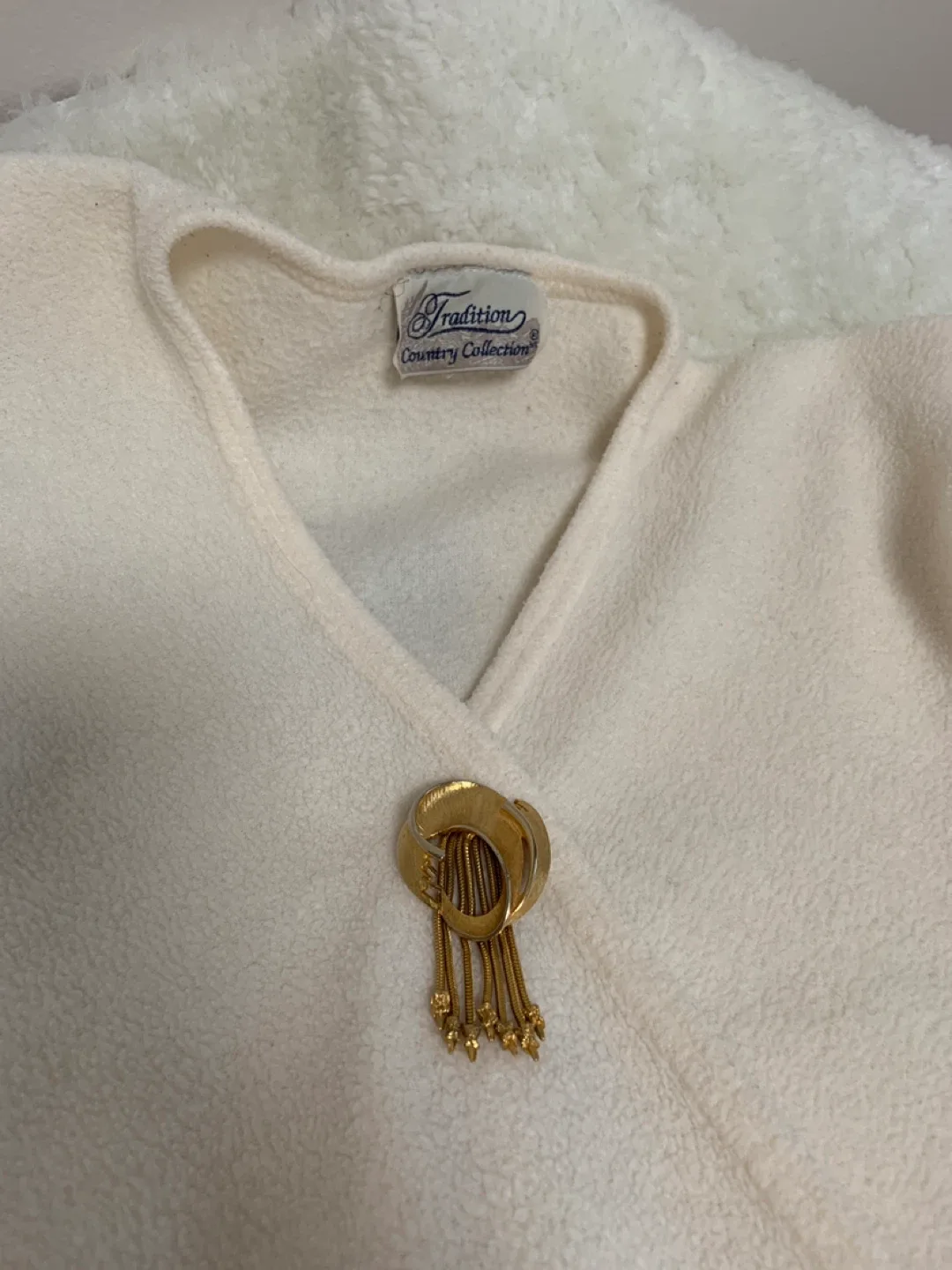 Coro Gold-Tone Brooch with Golden  Tassels image indicator(5)