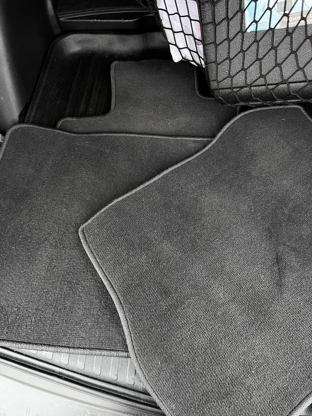 Honda CR-V Black Floor Mats image indicator(2)