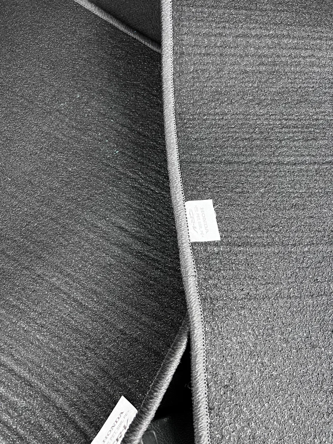 Honda CR-V Black Floor Mats image indicator(6)