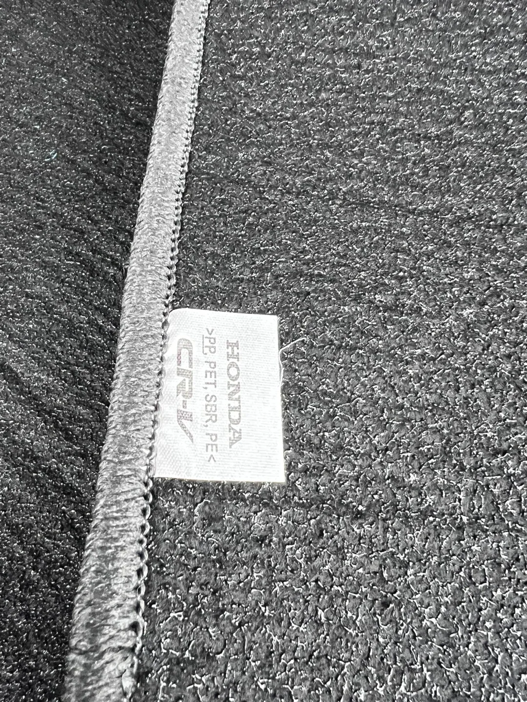 Honda CR-V Black Floor Mats image indicator(7)