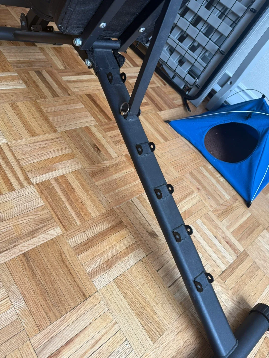 MAGICFIT Foldable Adjustable Weight Bench Press image indicator(5)