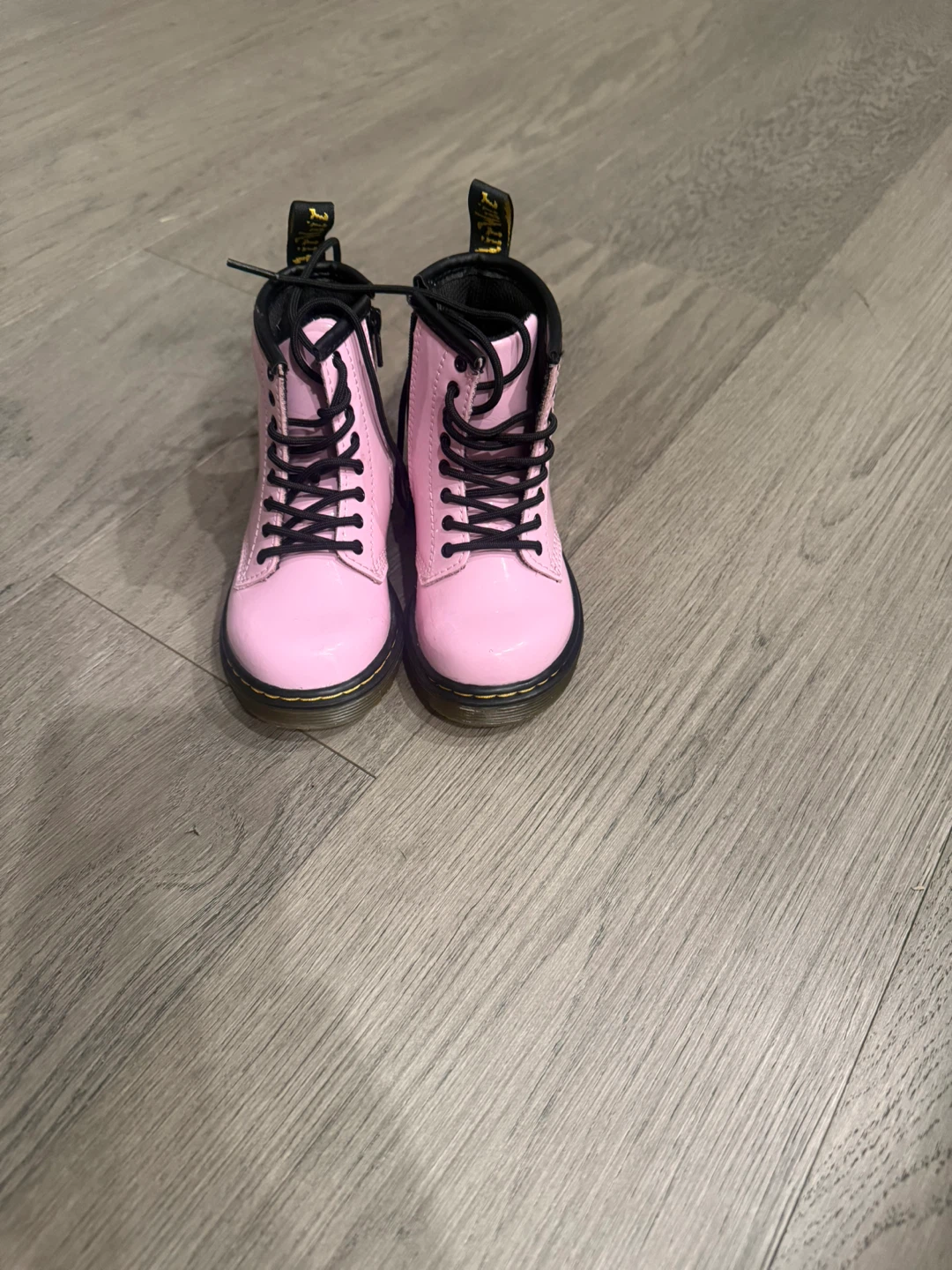 Dr. Martens pink toddler boots - US Size 8 - photo 3