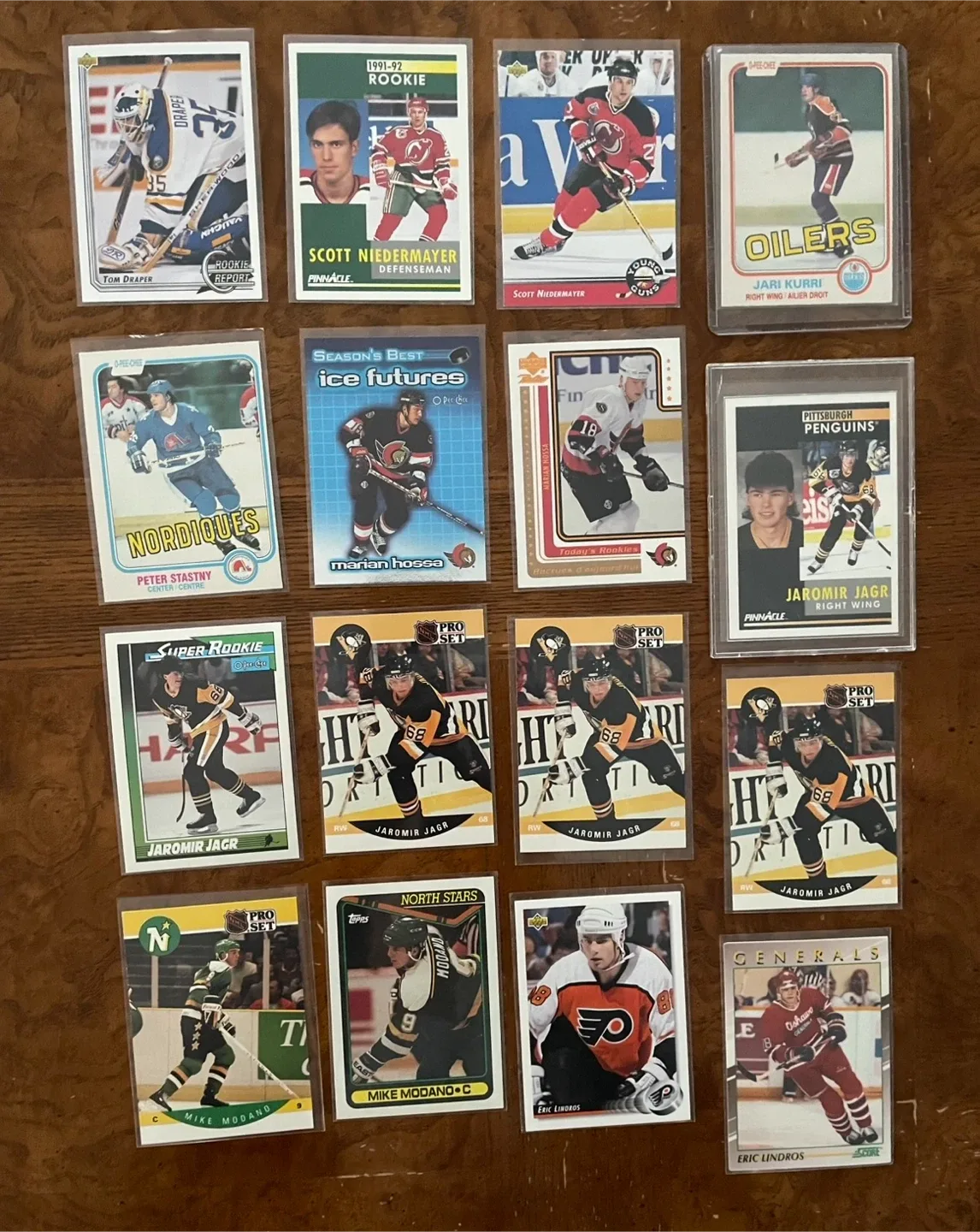 NHL ROOKIE CARDS image indicator(3)