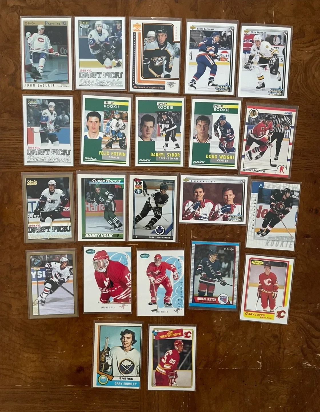 NHL ROOKIE CARDS image indicator(7)