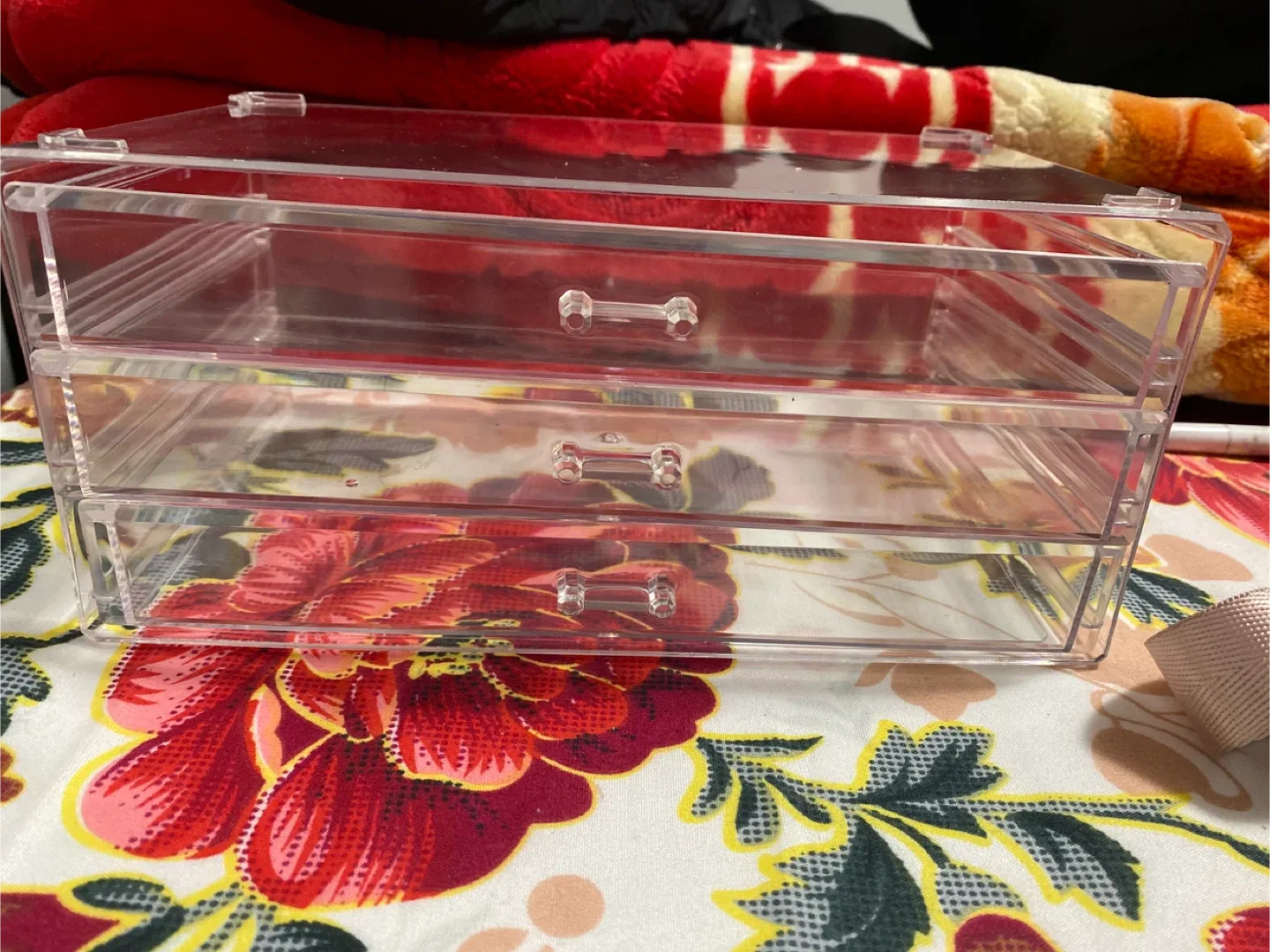 Acrylic Makeup Organizer image indicator(3)