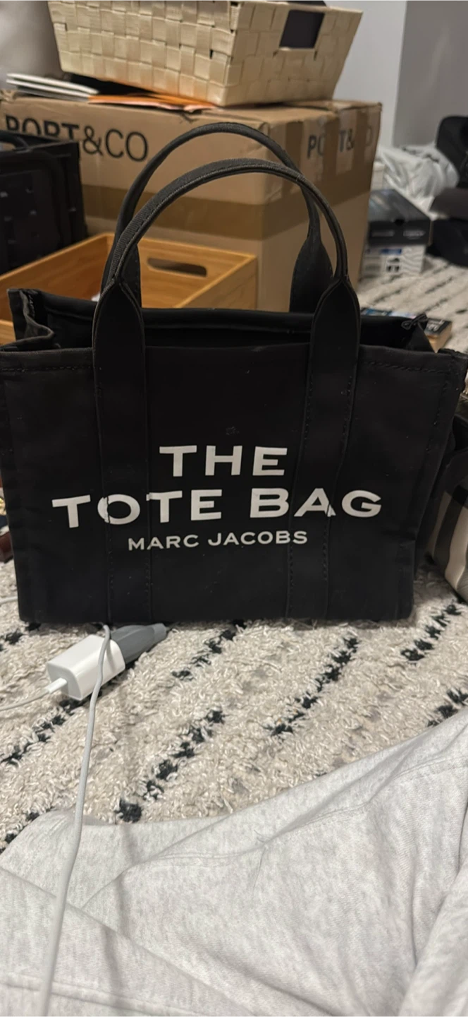 Marc Jacobs The Tote Bag Black