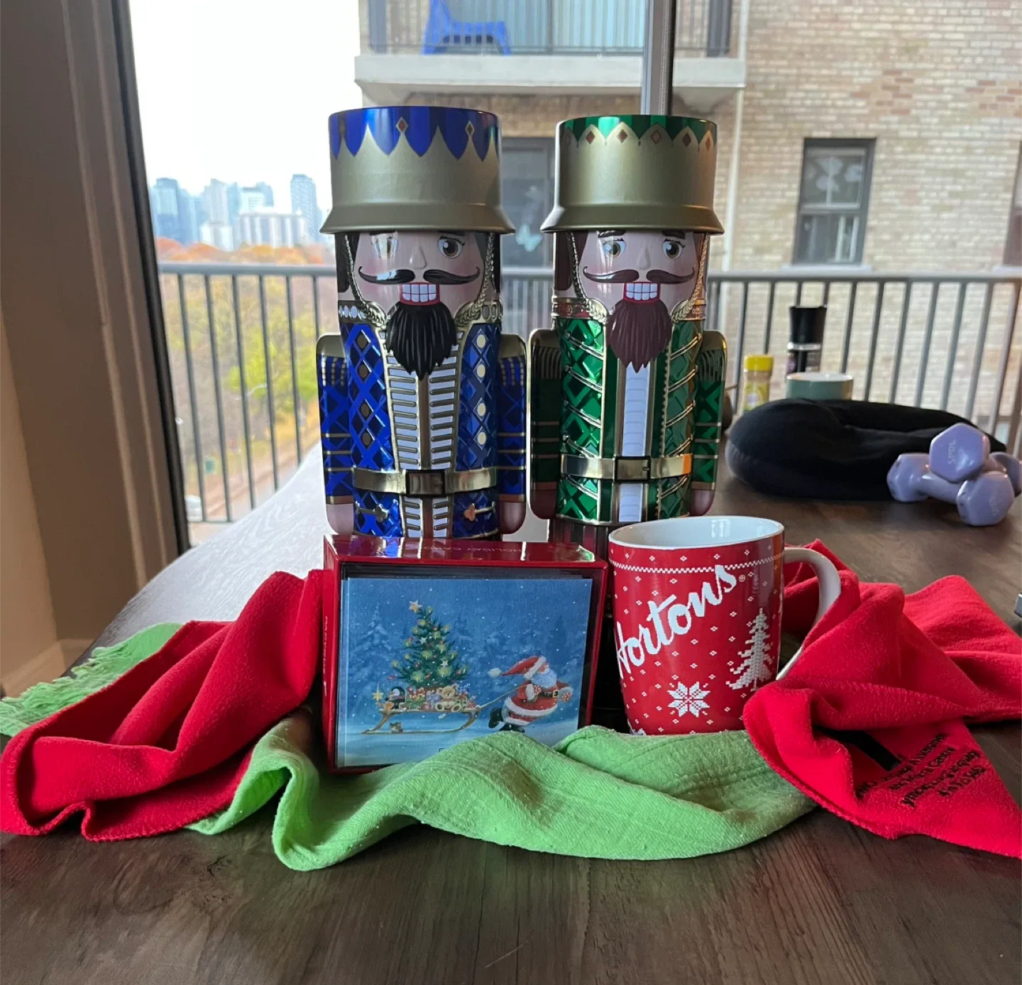 Christmas Nutcracker Tins, Holiday Cards & Mug image indicator(2)