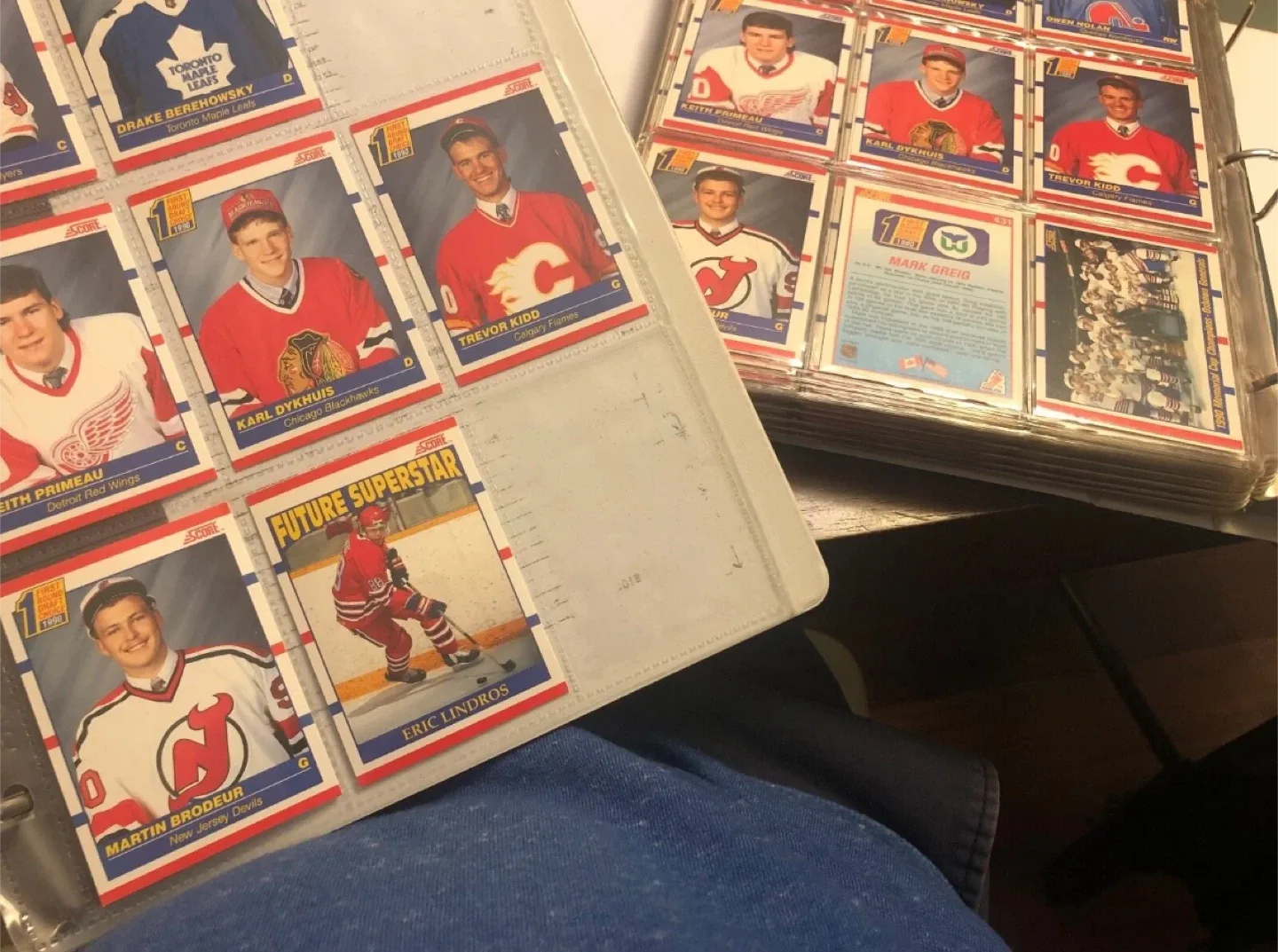 1989-90 score hockey cards American and Canadian Versions image indicator(8)
