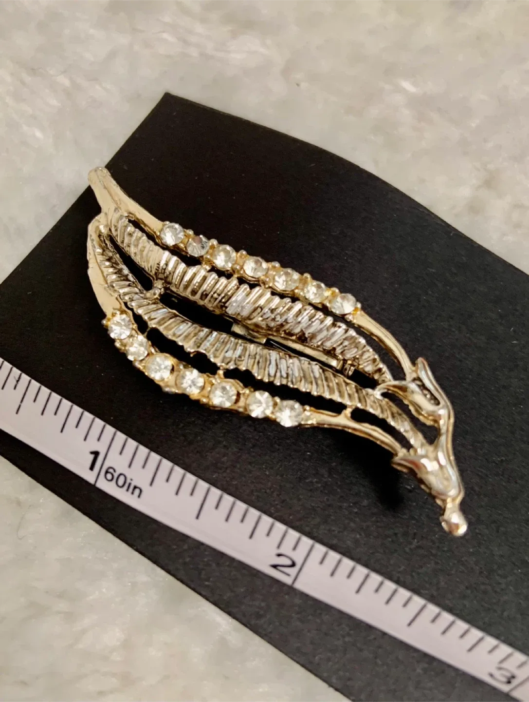 Vintage Brooch Set image indicator(3)