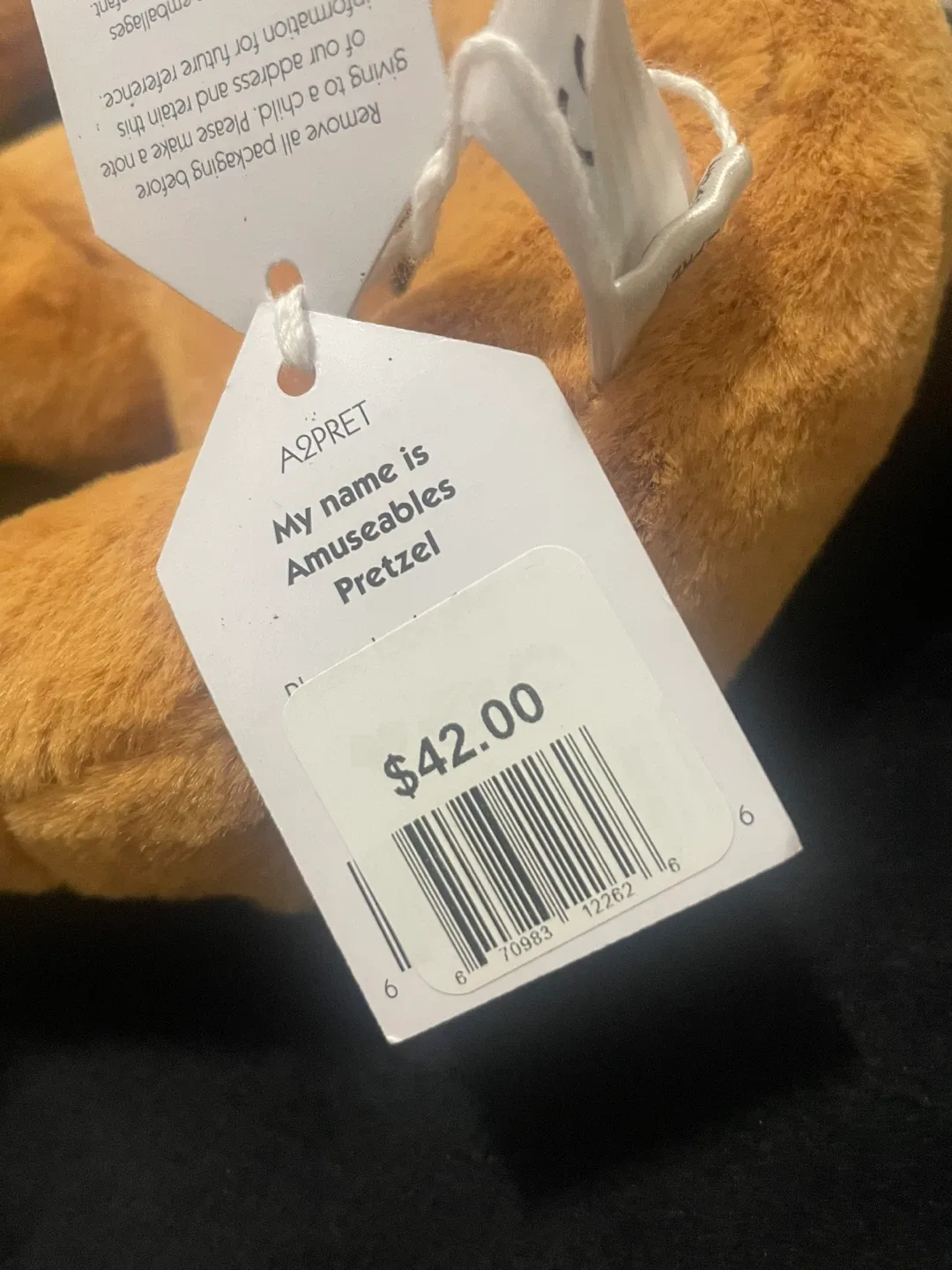 Jellycat Amuseables Pretzel Plush Toy image indicator(3)