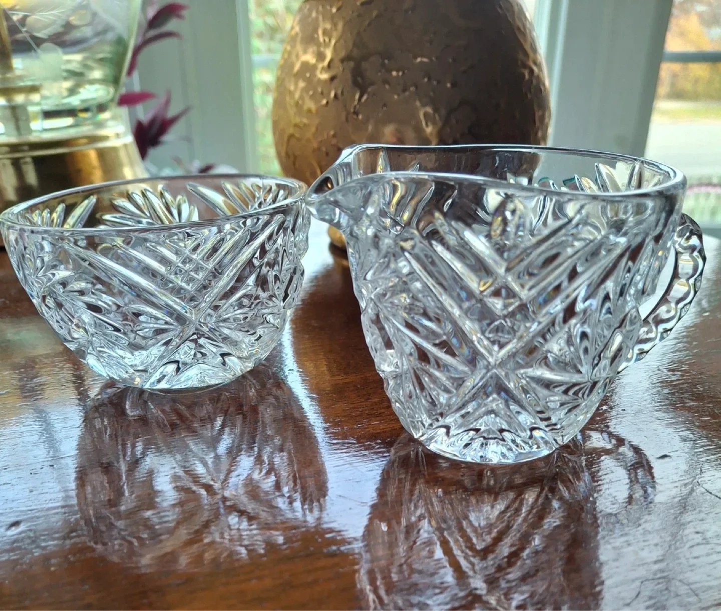 Small vintage crystal cream and sugar set image indicator(4)