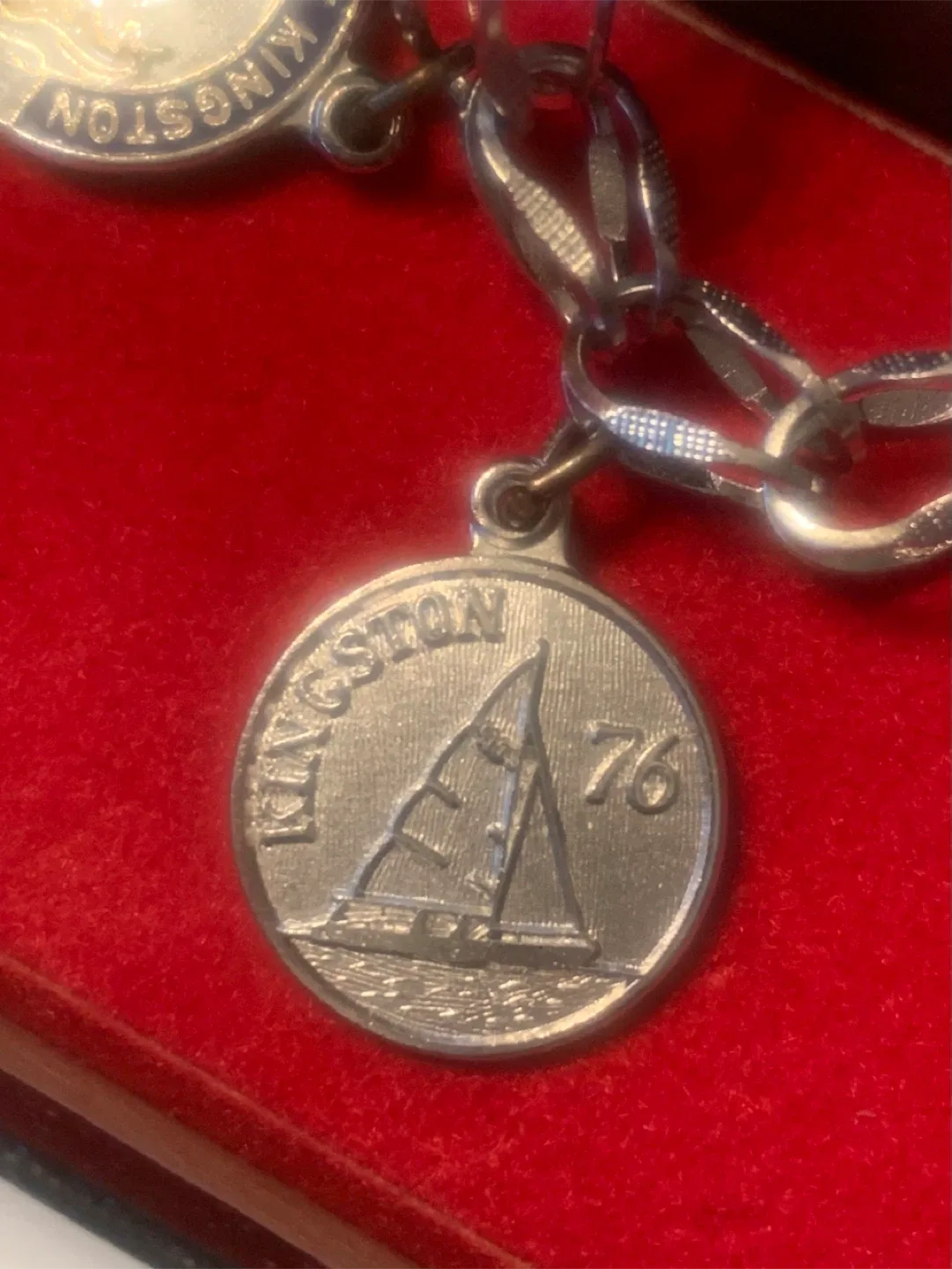 Vintage Kingston Charm Bracelet image indicator(5)