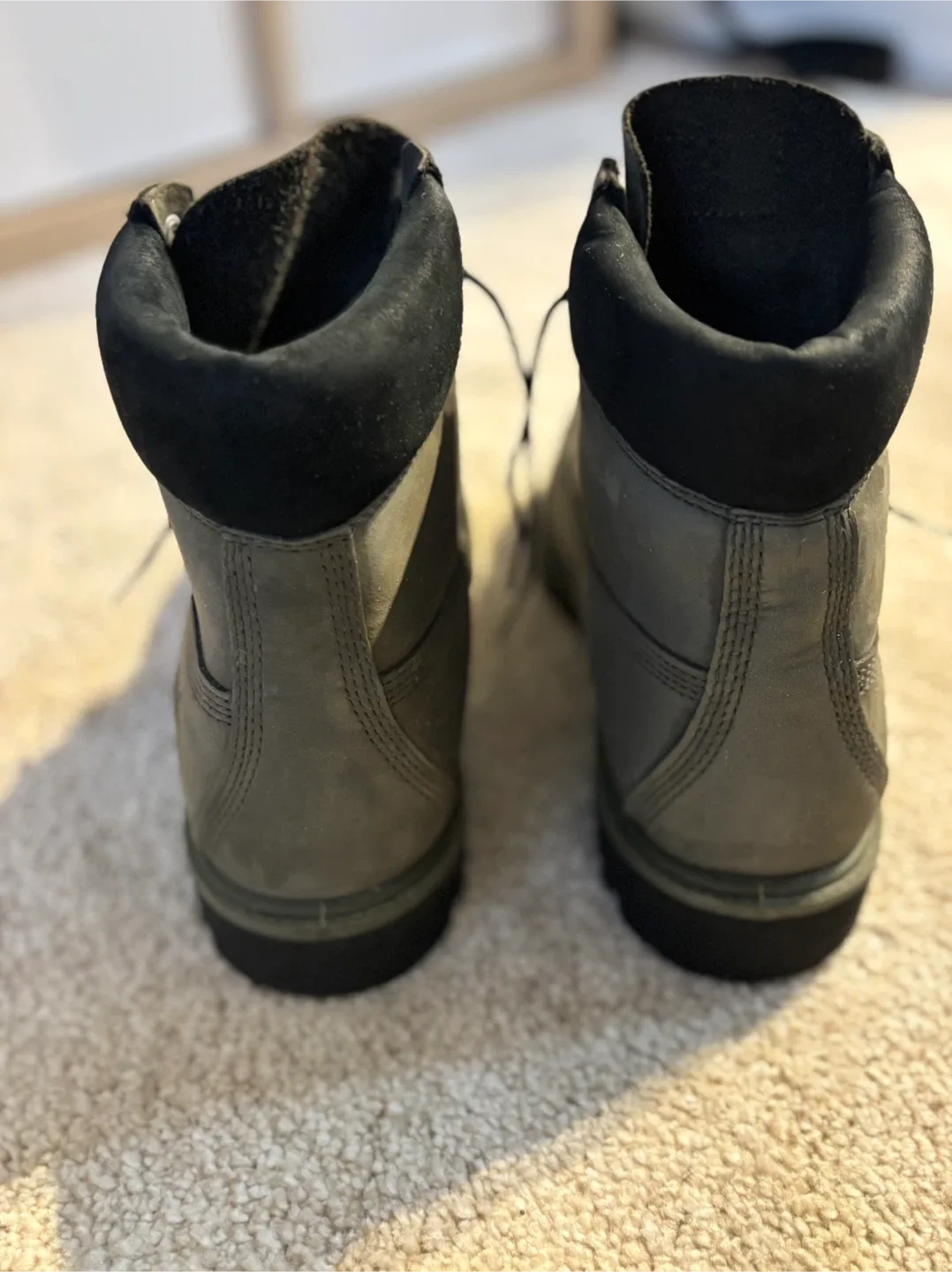 Timberland Boots, Size 9.5 image indicator(2)