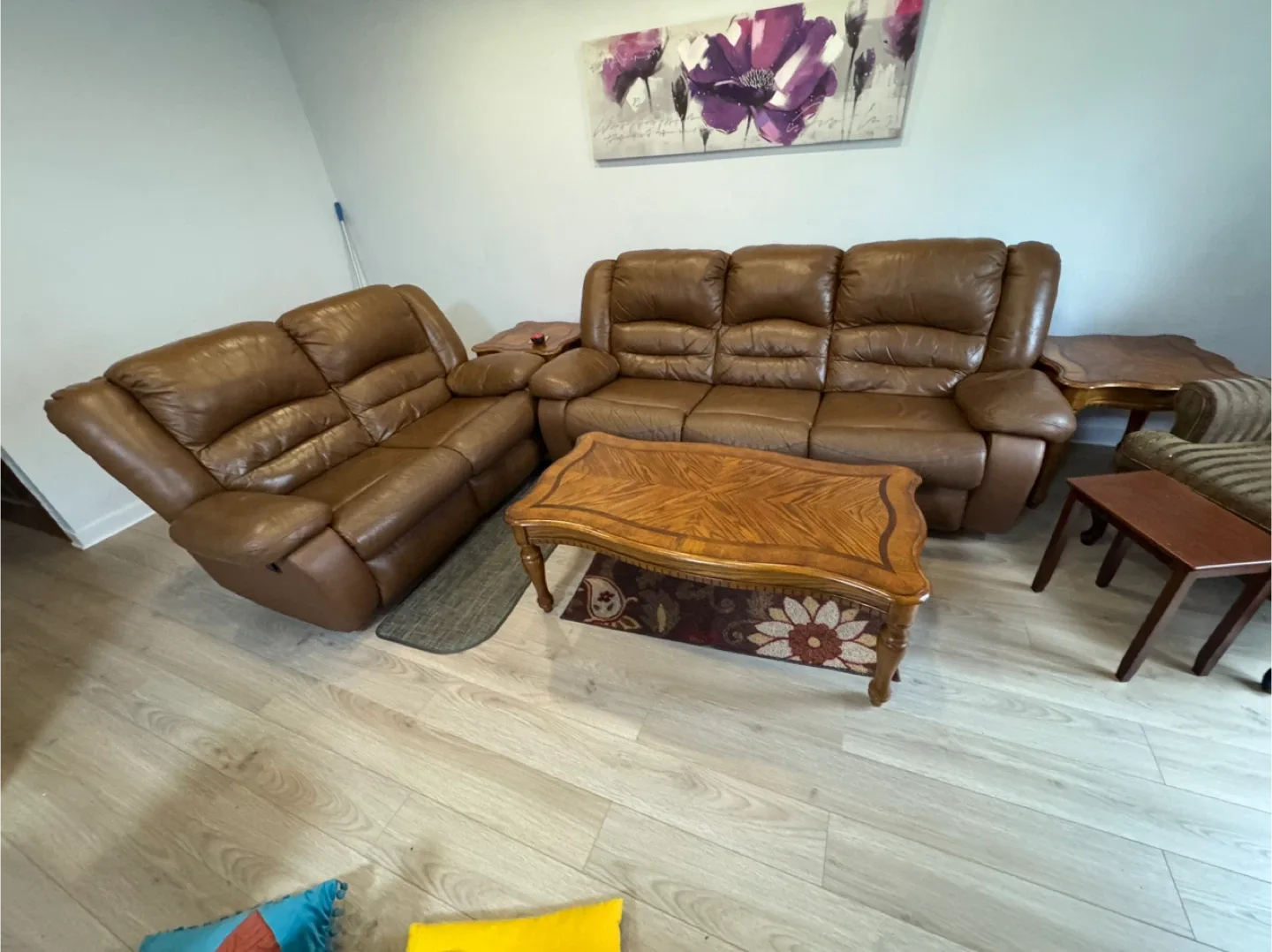 Brown Leather Reclining Sofa Set image indicator(2)