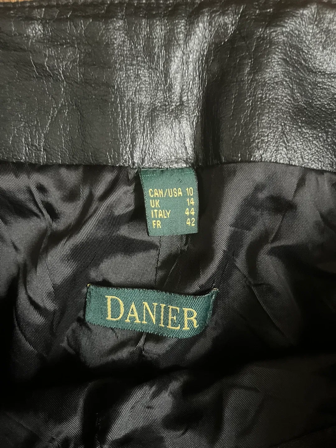 Danier Leather Pants - Size 10 image indicator(2)