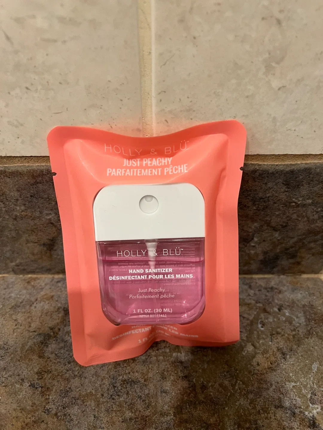 Holly & Blu Hand Sanitizer image indicator(2)